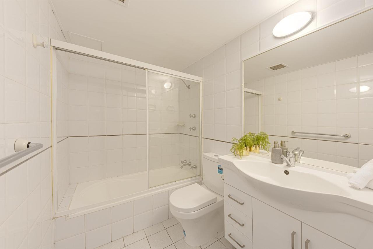 Spacious & Cosy 2 Bedroom Apartment In Darling Harbour Сидней Экстерьер фото
